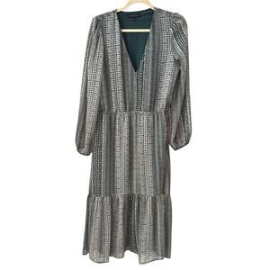 Banana Republic Medium Green White Geometric Print Long Sleeve Maxi Dress